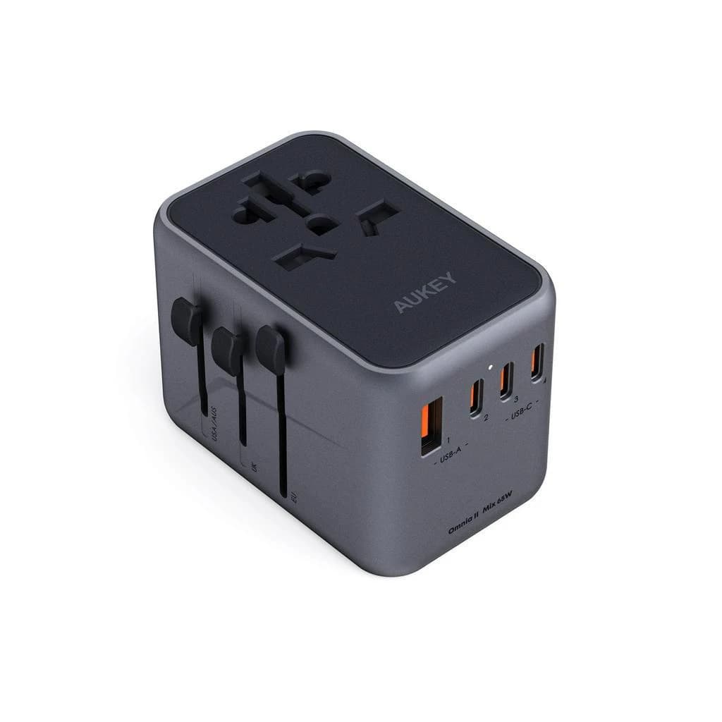 AUKEY PA-TA08 65W หัวแปลงปลั๊กไฟ 65W Universal Travel Adapter ช่อง USB-C และ USB-A รุ่น PA-TA08